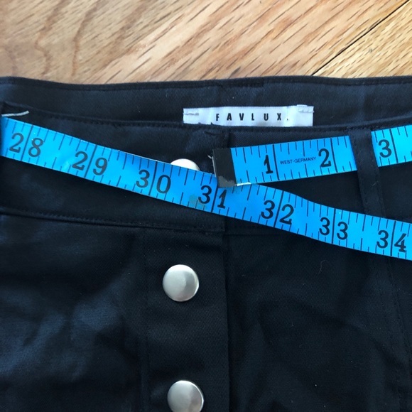 Black button up mini skirt NWOT size M - Picture 4 of 8